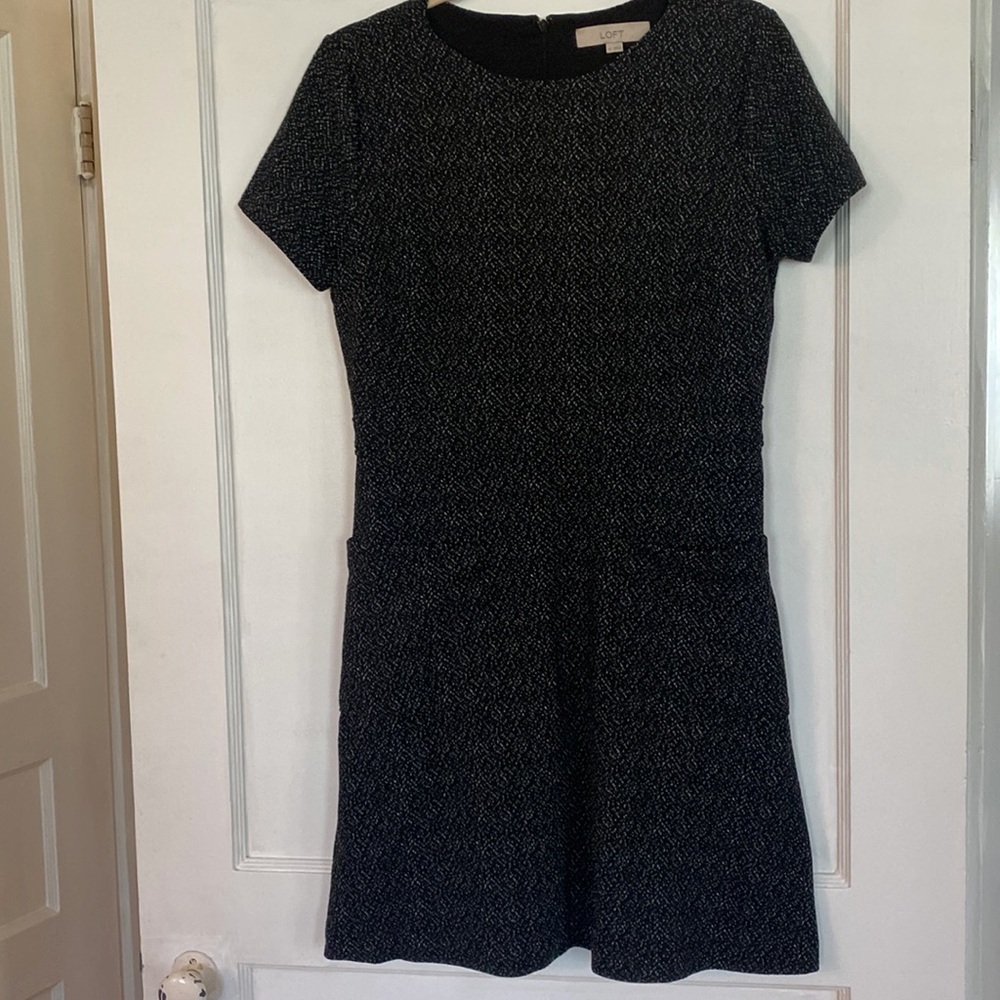 LOFT Dress, size 10, fit and flare, black, pockets, crew neck, short sleeve